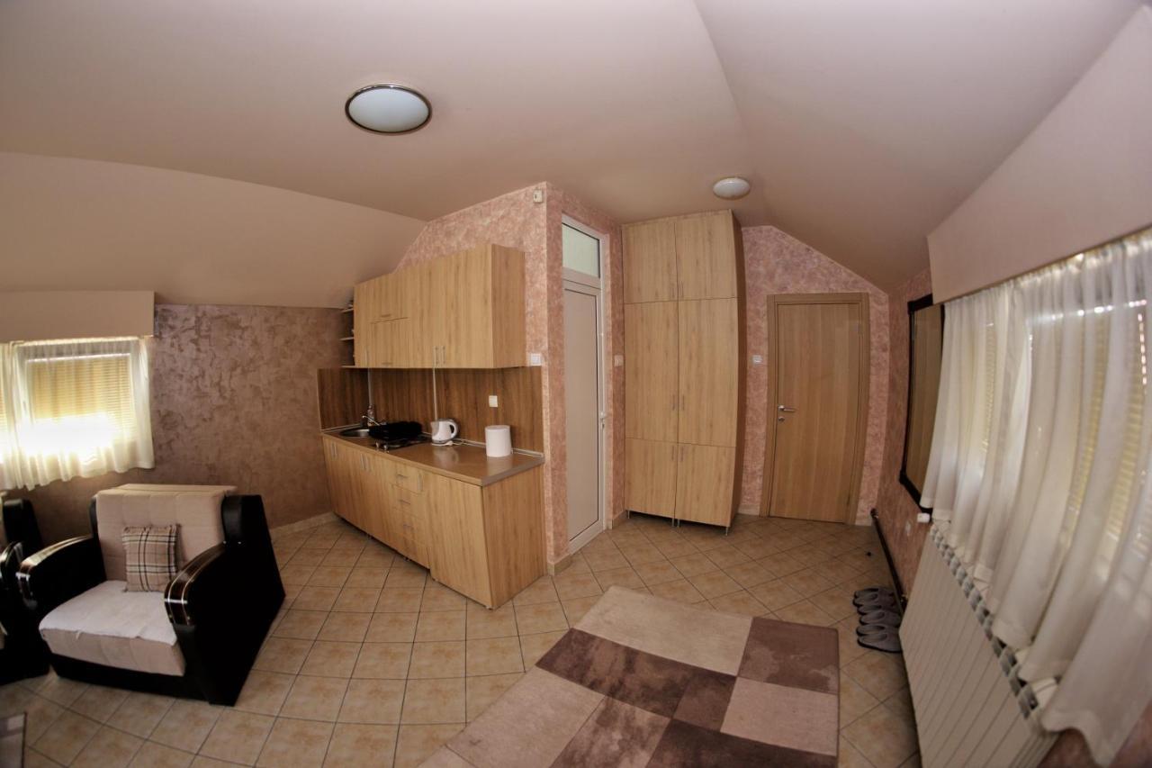 Apartmani Zecevic Niksic Ngoại thất bức ảnh
