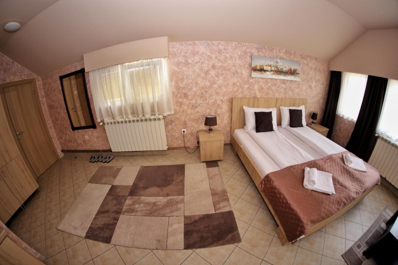 Apartmani Zecevic Niksic Ngoại thất bức ảnh