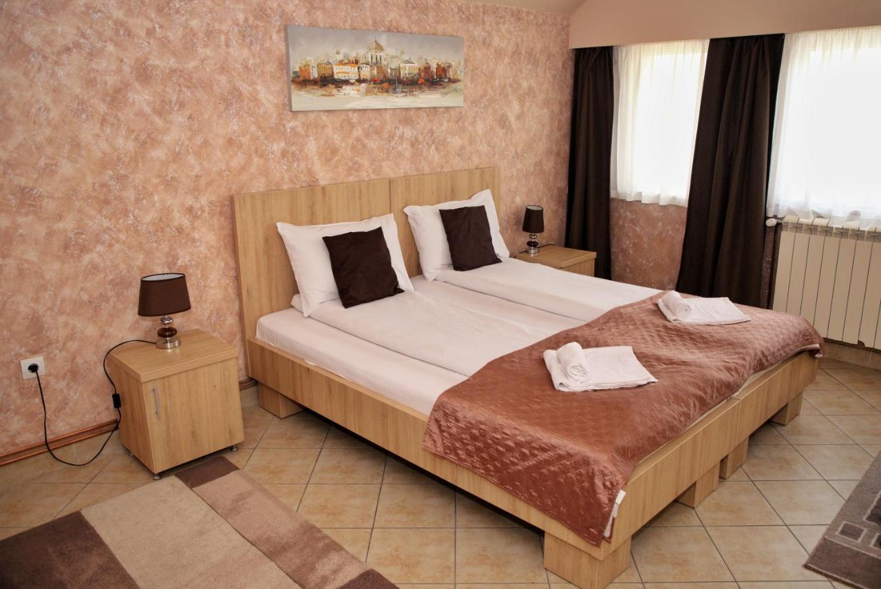 Apartmani Zecevic Niksic Ngoại thất bức ảnh