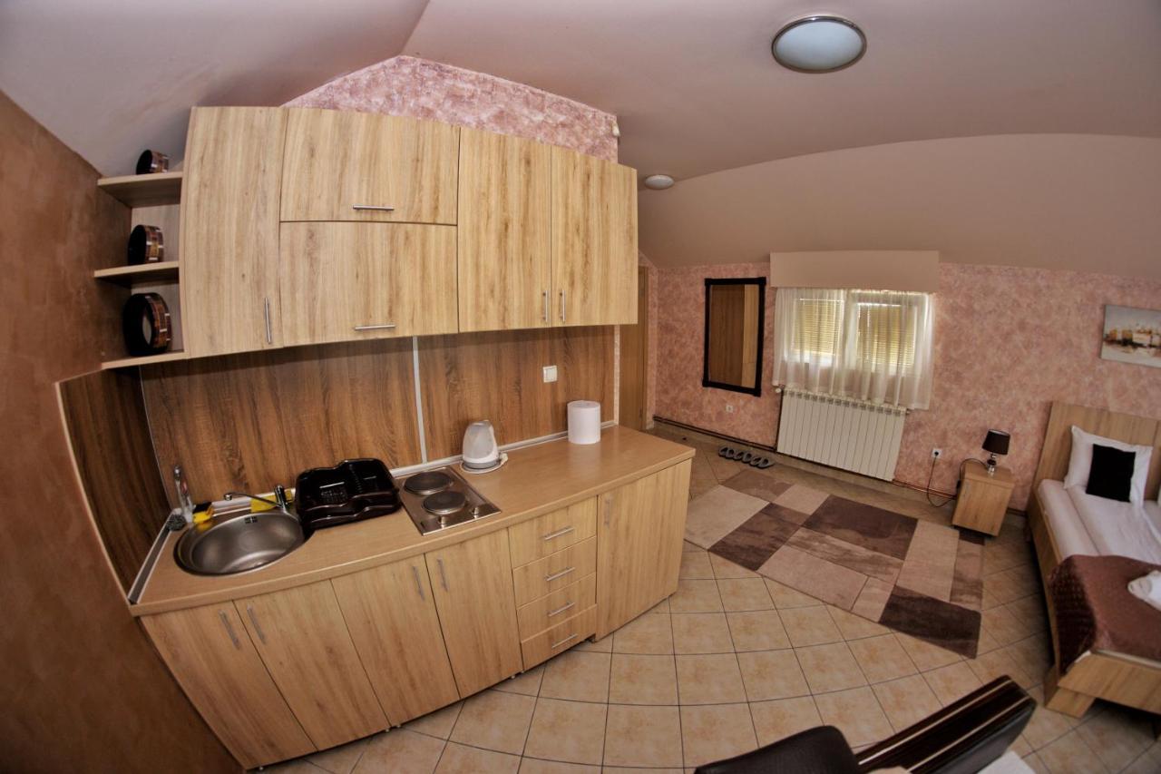 Apartmani Zecevic Niksic Ngoại thất bức ảnh