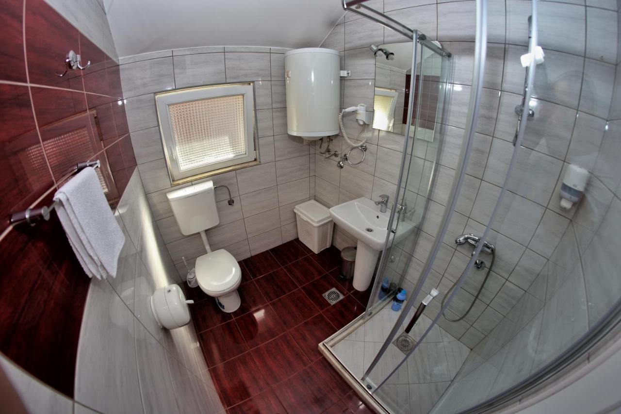 Apartmani Zecevic Niksic Ngoại thất bức ảnh