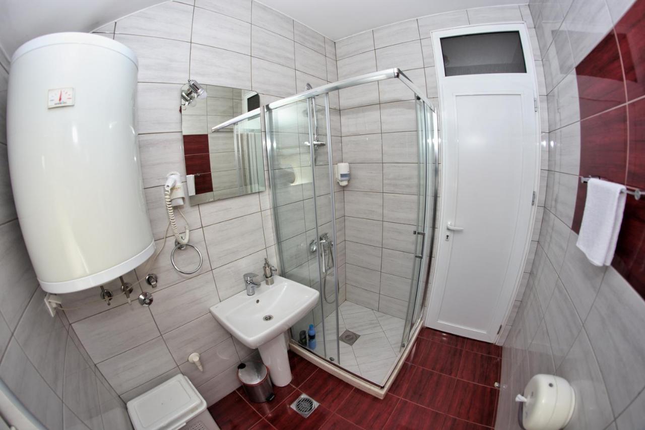 Apartmani Zecevic Niksic Ngoại thất bức ảnh
