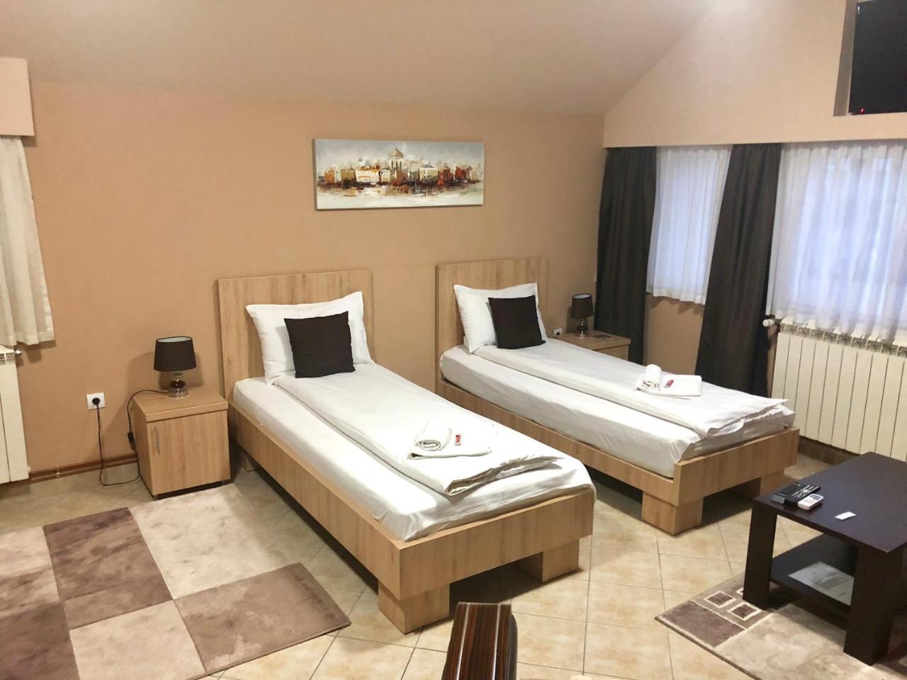 Apartmani Zecevic Niksic Ngoại thất bức ảnh